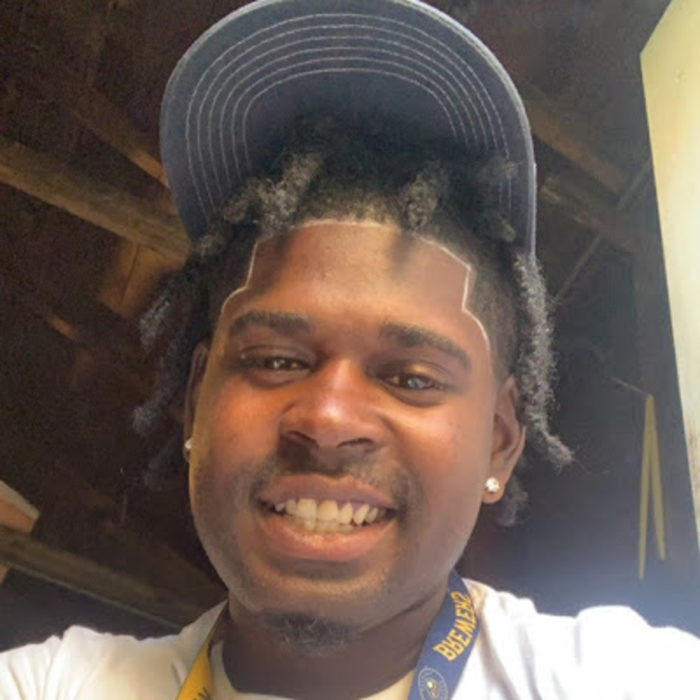 Meet your Posher, Stevie